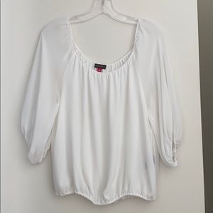 Vince Camuto Top
